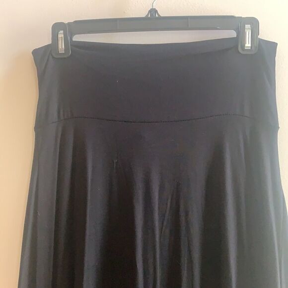 Black Knit Swing Skirt NWOT - Picture 7 of 9